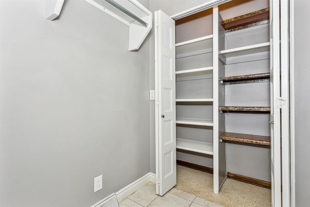 26 E Via Roma, Wichita, KS 67230