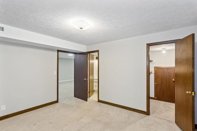 26 E Via Roma, Wichita, KS 67230