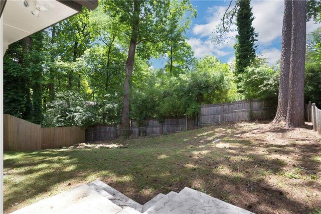 1452 Briaroaks Trail NE, Atlanta, GA 30329