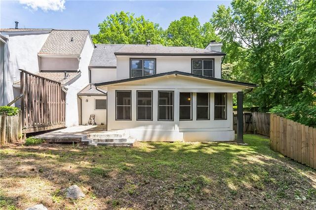 1452 Briaroaks Trail NE, Atlanta, GA 30329