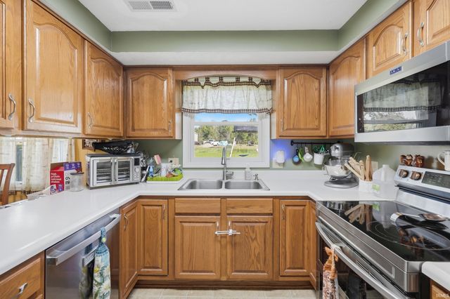 10018 Tiffany Drive, Fort Wayne, IN 46804