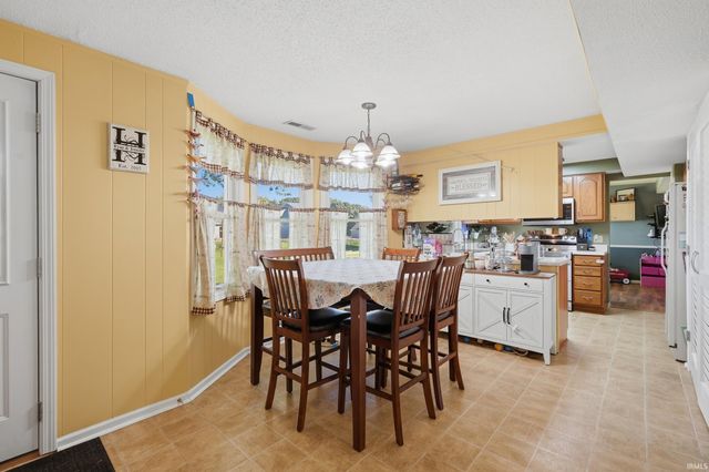 10018 Tiffany Drive, Fort Wayne, IN 46804