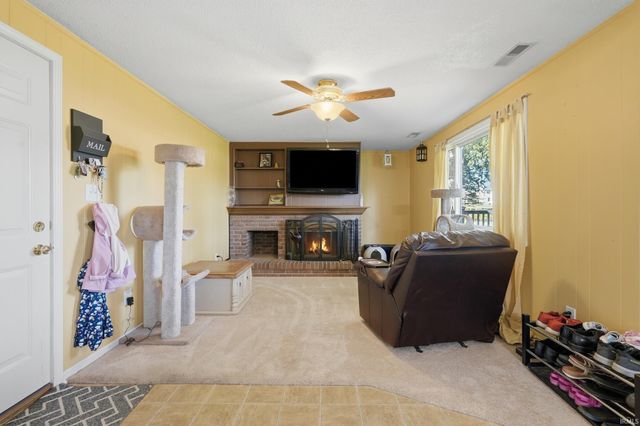 10018 Tiffany Drive, Fort Wayne, IN 46804