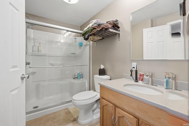 10018 Tiffany Drive, Fort Wayne, IN 46804