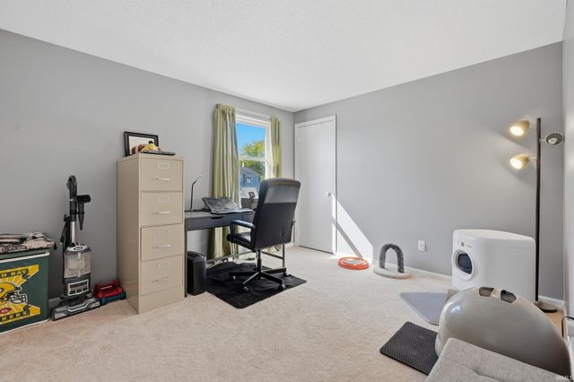 10018 Tiffany Drive, Fort Wayne, IN 46804