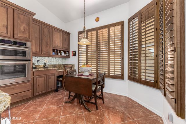 18465 W SUNNYSLOPE Lane, Waddell, AZ 85355