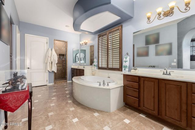 18465 W SUNNYSLOPE Lane, Waddell, AZ 85355