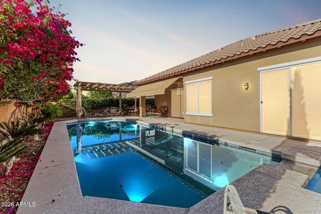 18465 W SUNNYSLOPE Lane, Waddell, AZ 85355