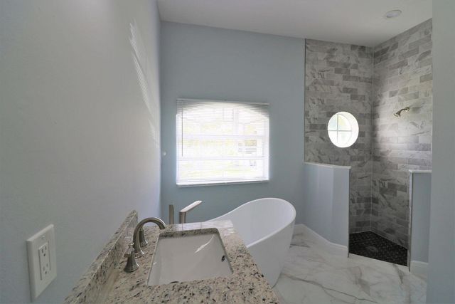 17547 32nd Lane N, Loxahatchee, FL 33470