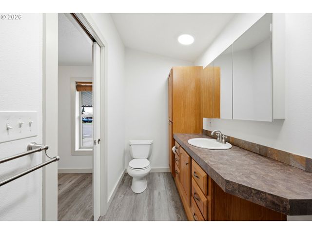 14751 QUAIL GROVE Cir, Oregon City, OR 97045