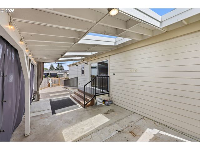 14751 QUAIL GROVE Cir, Oregon City, OR 97045