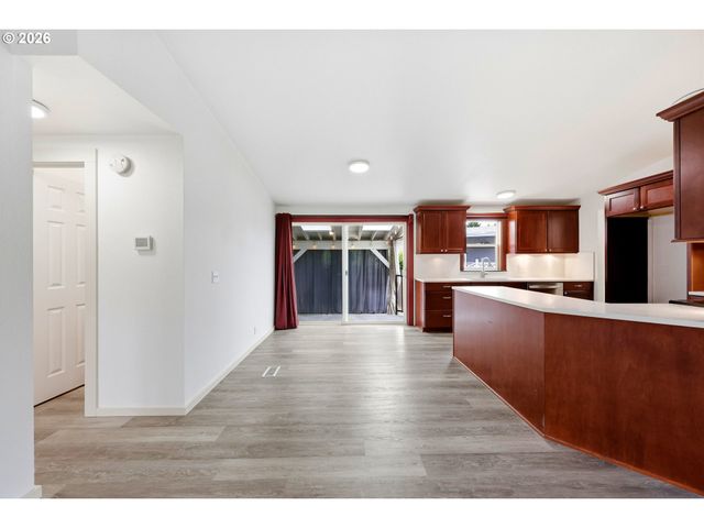 14751 QUAIL GROVE Cir, Oregon City, OR 97045