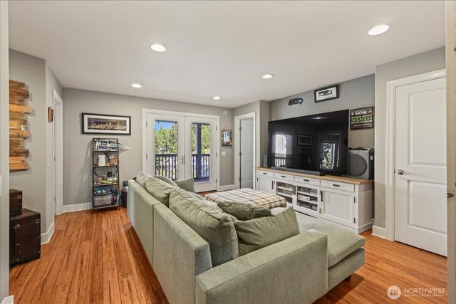 2142 Island Drive NW, Olympia, WA 98502