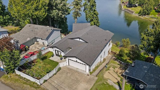 2142 Island Drive NW, Olympia, WA 98502
