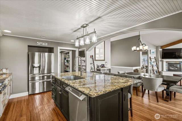 2142 Island Drive NW, Olympia, WA 98502