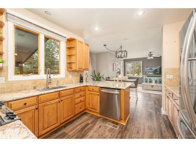 9724 Red Oakes Pl, Highlands Ranch, CO 80126