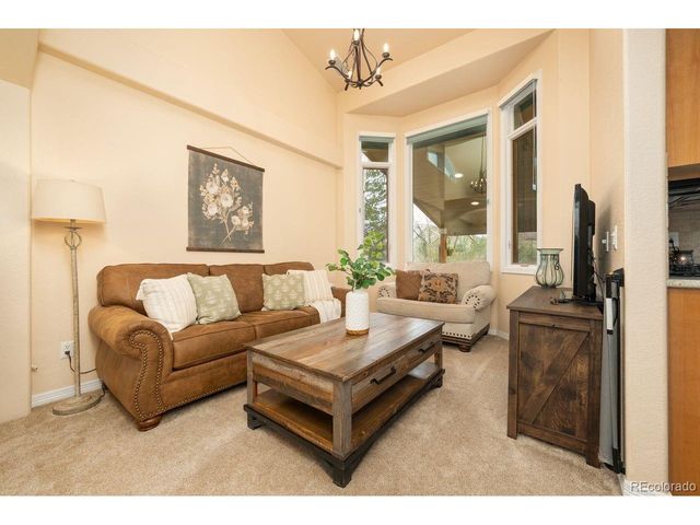 9724 Red Oakes Pl, Highlands Ranch, CO 80126