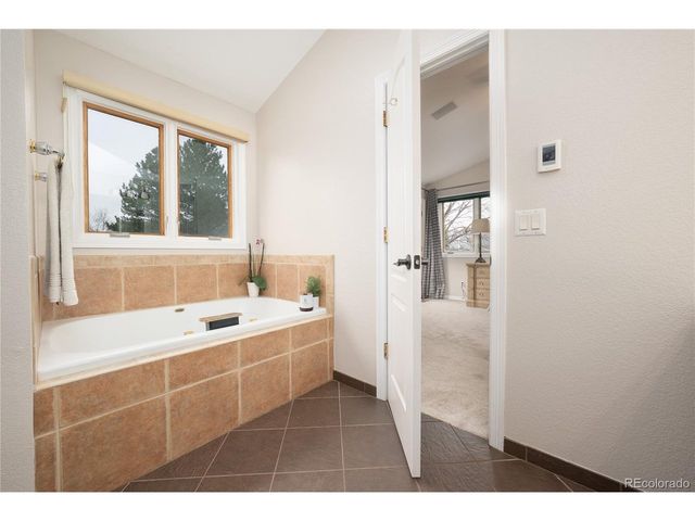 9724 Red Oakes Pl, Highlands Ranch, CO 80126