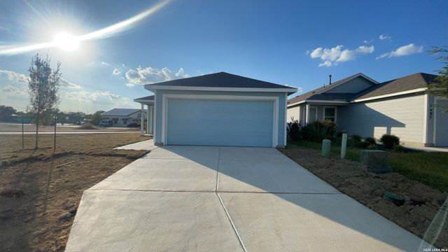 1011 LANDON RDG, San Antonio, TX 78253