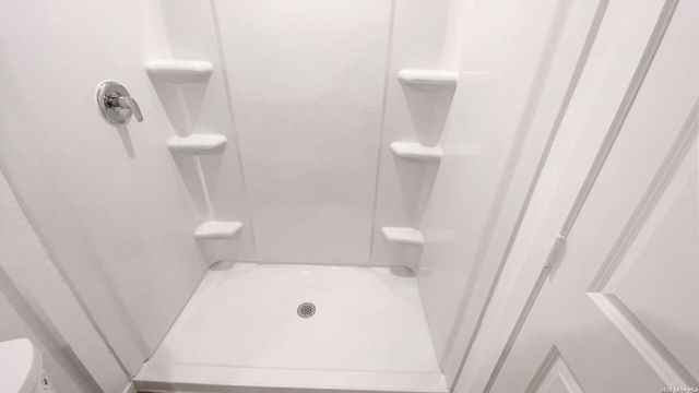 1011 LANDON RDG, San Antonio, TX 78253