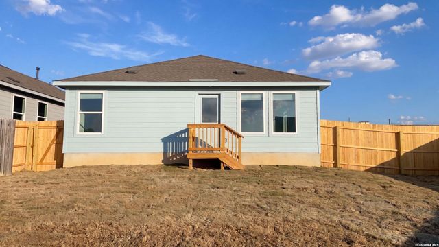 1011 LANDON RDG, San Antonio, TX 78253