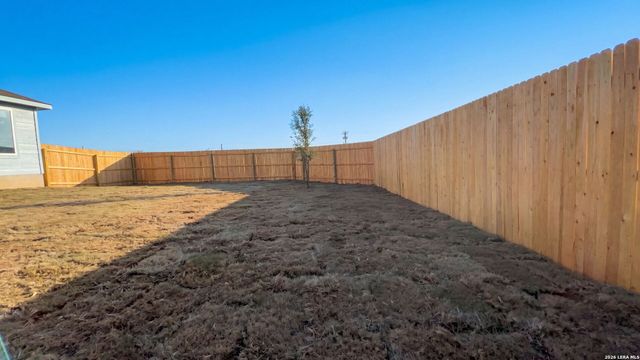 1011 LANDON RDG, San Antonio, TX 78253