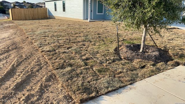 1011 LANDON RDG, San Antonio, TX 78253