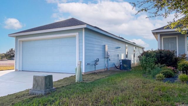 1011 LANDON RDG, San Antonio, TX 78253
