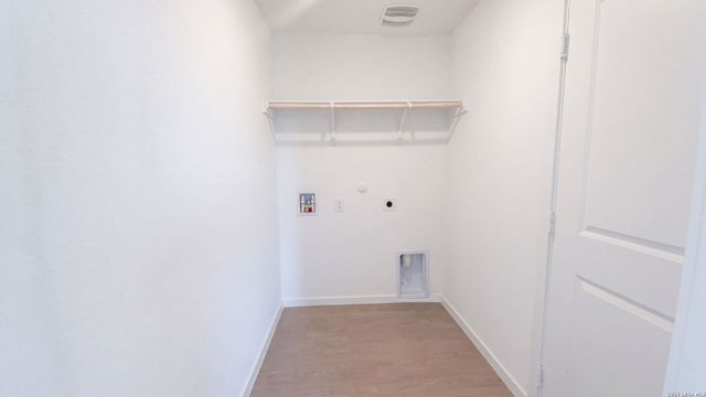 1011 LANDON RDG, San Antonio, TX 78253