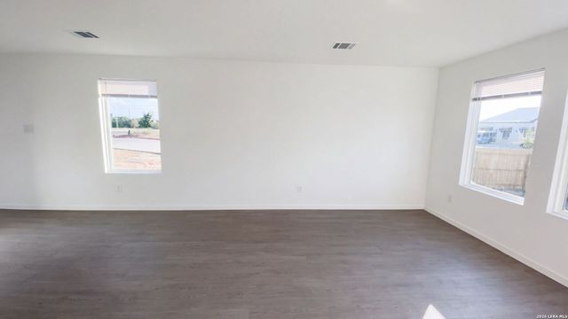 1011 LANDON RDG, San Antonio, TX 78253
