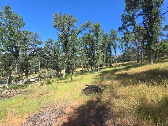 7145 Stewart Mine Rd, Placerville, CA 95667