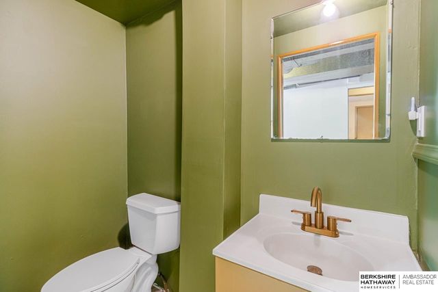 5327 N 48 Avenue, Omaha, NE 68104