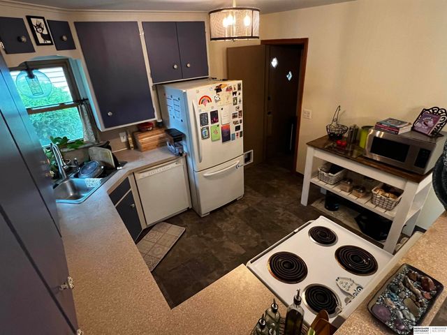 5327 N 48 Avenue, Omaha, NE 68104