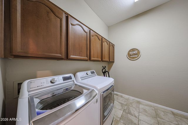 10465 E KNOWLES Avenue, Mesa, AZ 85209