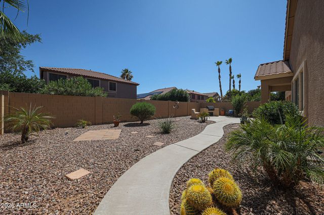 10465 E KNOWLES Avenue, Mesa, AZ 85209