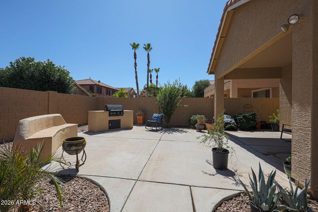 10465 E KNOWLES Avenue, Mesa, AZ 85209