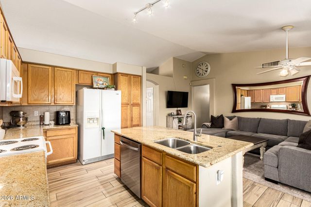 7344 E MEDINA Avenue, Mesa, AZ 85209