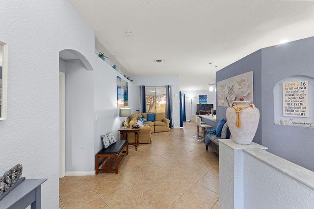 662 SW Dwight Avenue, Port St. Lucie, Port St Lucie, FL 34983