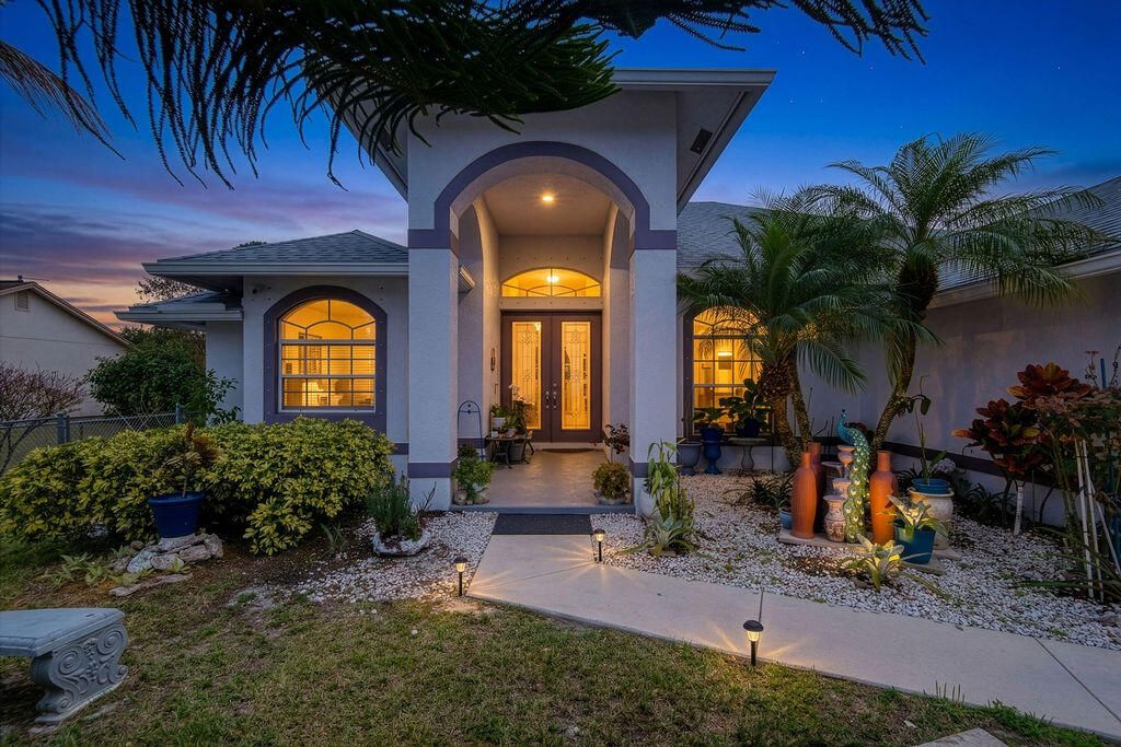 662 SW Dwight Avenue, Port St. Lucie, Port St Lucie, FL 34983