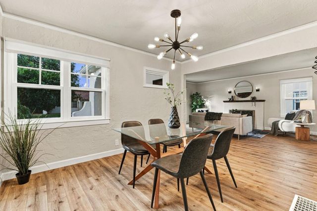 1146 Willow Glen Way, San Jose, CA 95125
