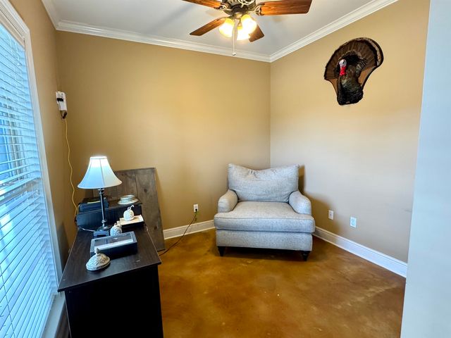 606 Point Pleasant Dr, Berwick, LA 70342