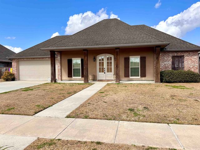 606 Point Pleasant Dr, Berwick, LA 70342