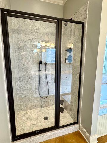 606 Point Pleasant Dr, Berwick, LA 70342