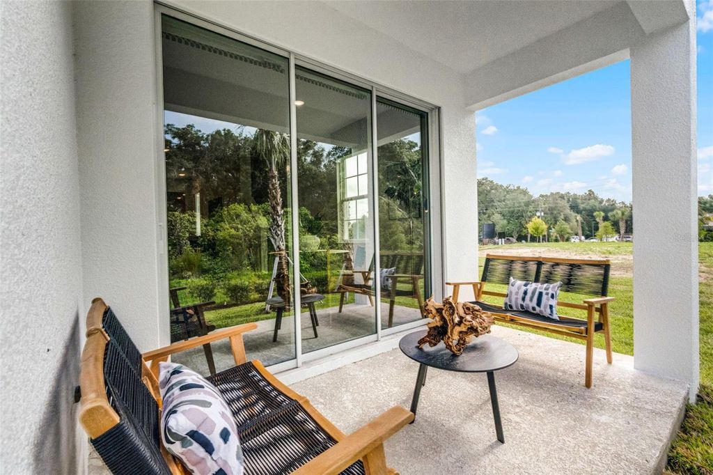 Image 32 of property listing at 1121 RED BUCKEYE COURT, Deland, FL 32720