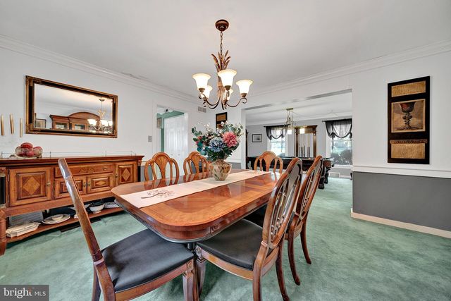 17 PADDOCK DR, Lawrence, NJ 08648