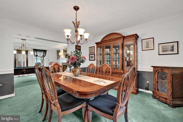17 PADDOCK DR, Lawrence, NJ 08648