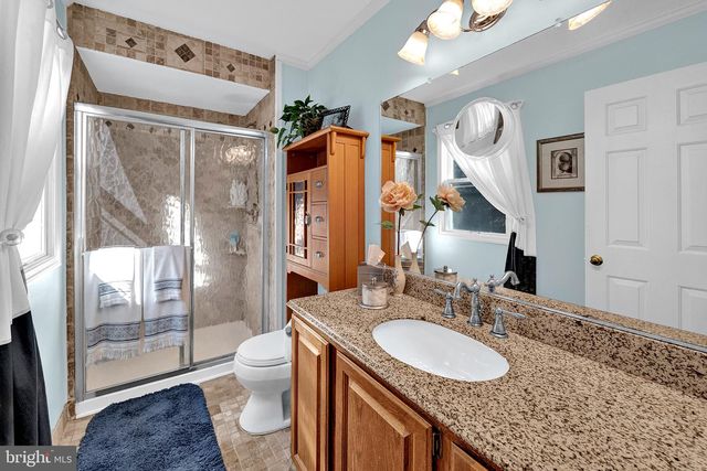17 PADDOCK DR, Lawrence, NJ 08648