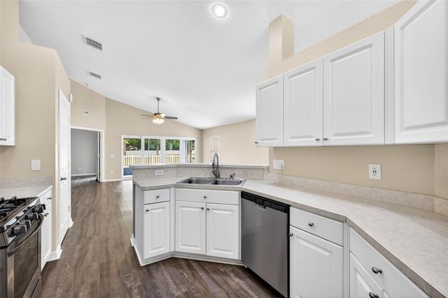 15826 STAGS LEAP DRIVE, Lutz, FL 33559