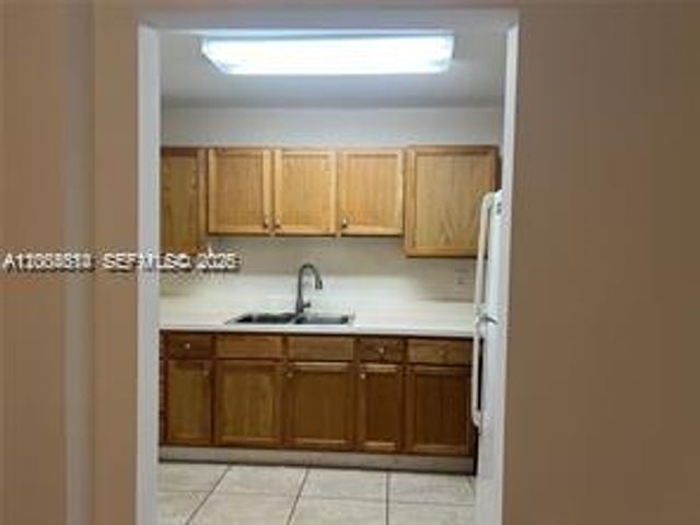 6950 W 6th Avenue 415, Hialeah, FL 33014