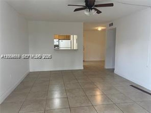 6950 W 6th Avenue 415, Hialeah, FL 33014